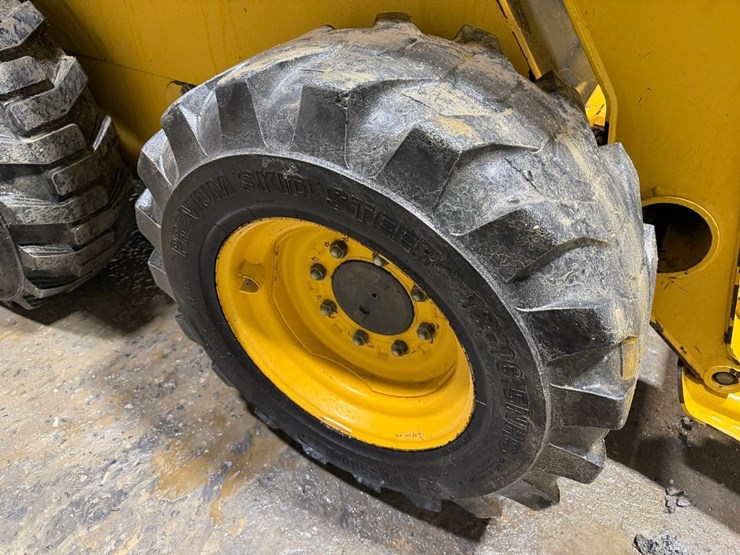 john-deere-250-image-14