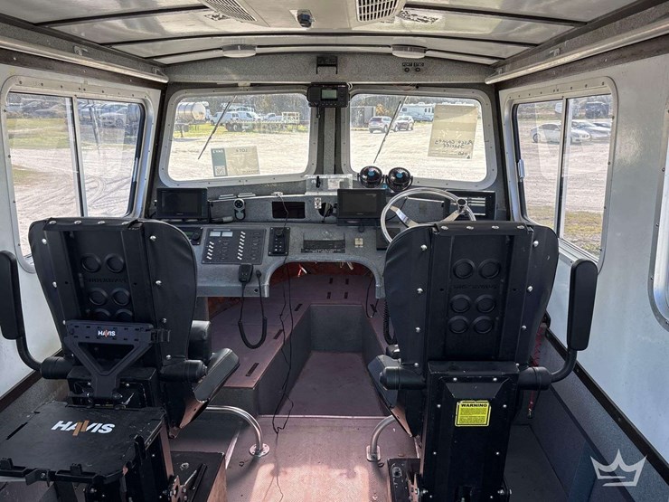 tug-boat-with-tri-axle-magic-tilt-boat-trailer-image-63