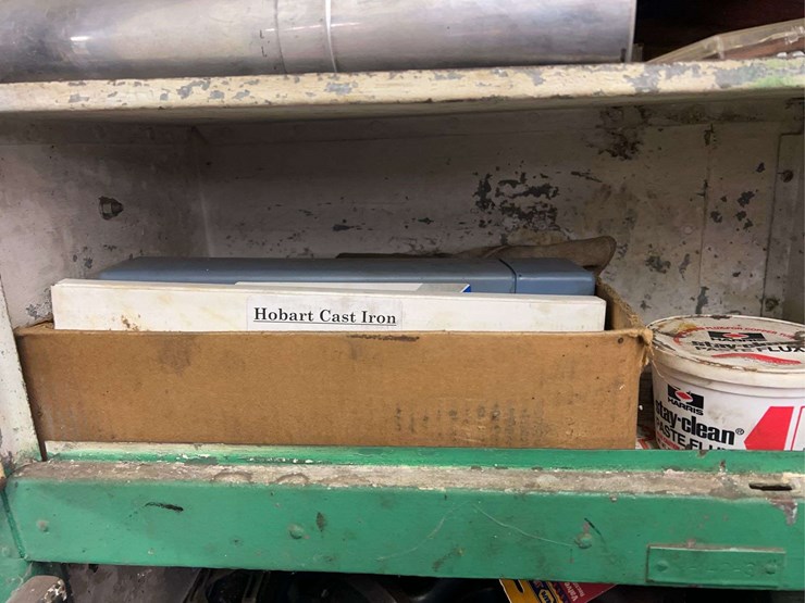 tool-cabinets-with-contents-and-arc-welder-image-13