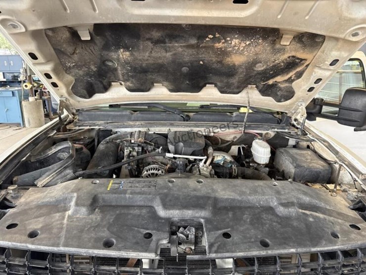 chevrolet-silverado-2500hd-image-12