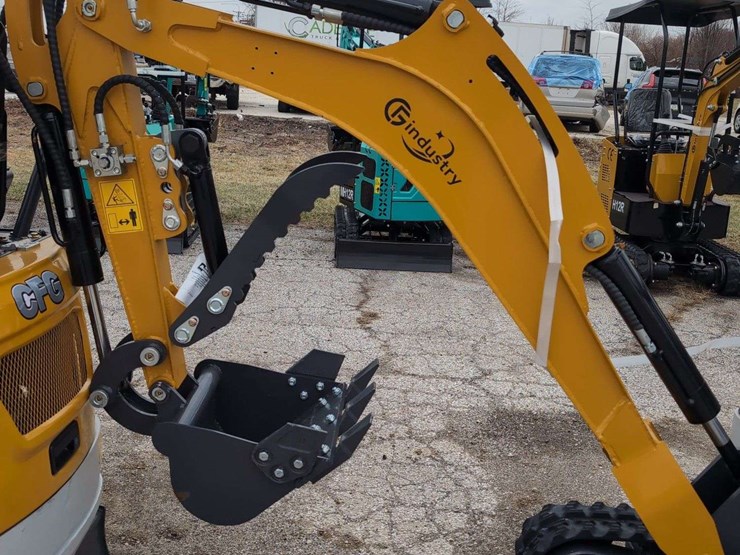 cfg-industrial-mini-excavator---xz20r---yellow-image-2