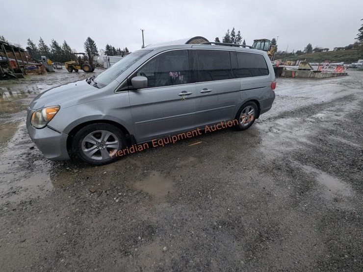 2009-honda-odyssey-image-5