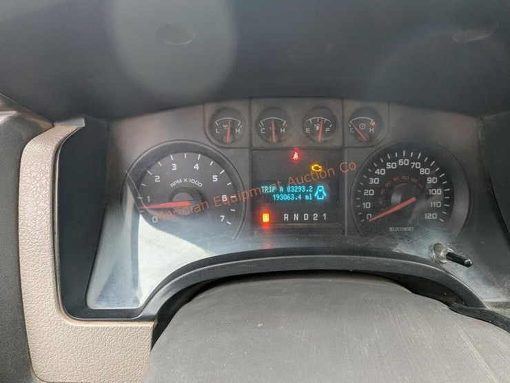 2010-ford-f150-xl-image-23