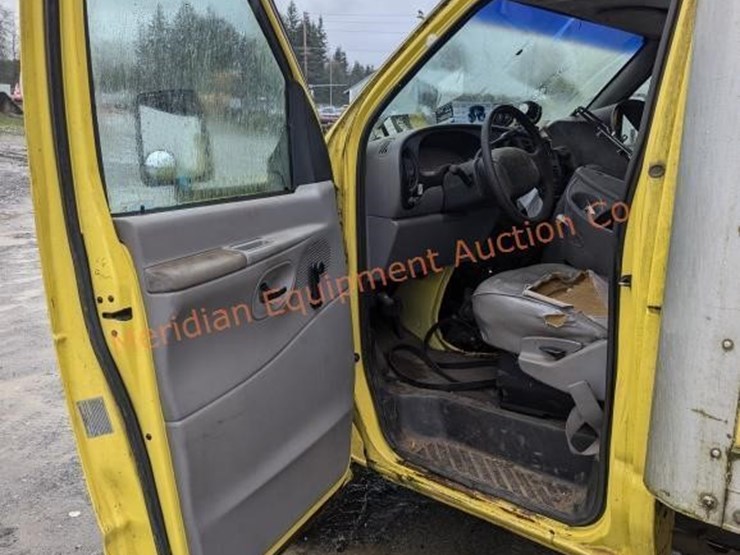 1998-ford-e350-image-7