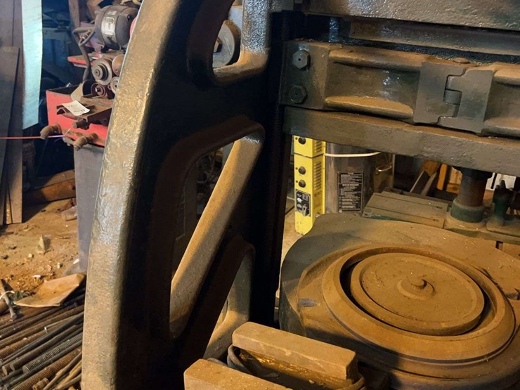 whitcomb-metal-planner-image-23