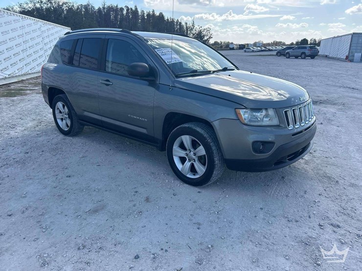 2012-jeep-compass-image-2