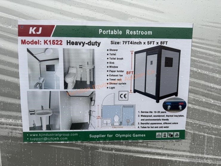 kj-mobile-restroom-with-shower-image-9