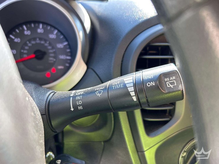 2014-nissan-juke-image-16