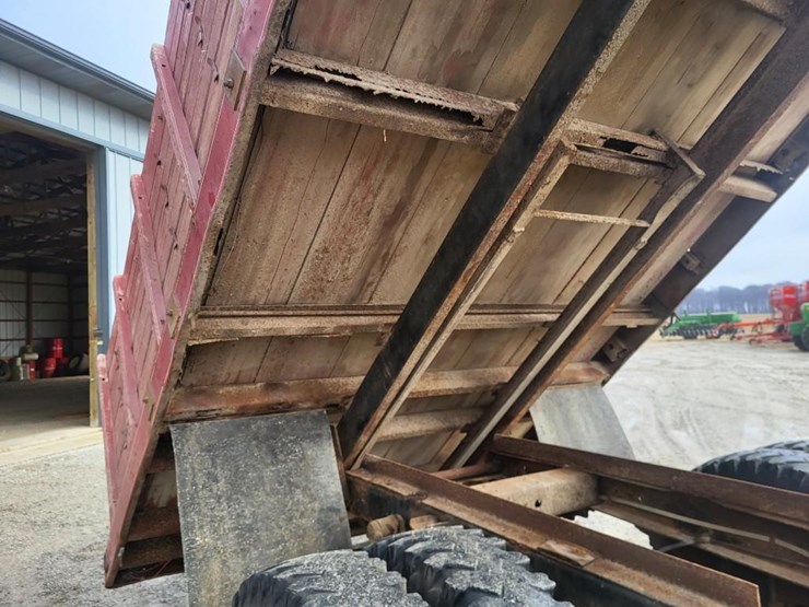 1970-international-loadstar-image-83