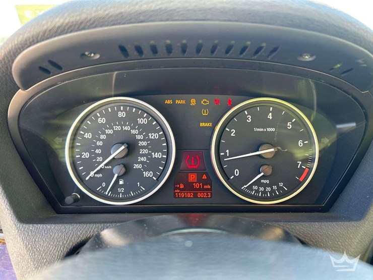 2013-bmw-x5-image-17