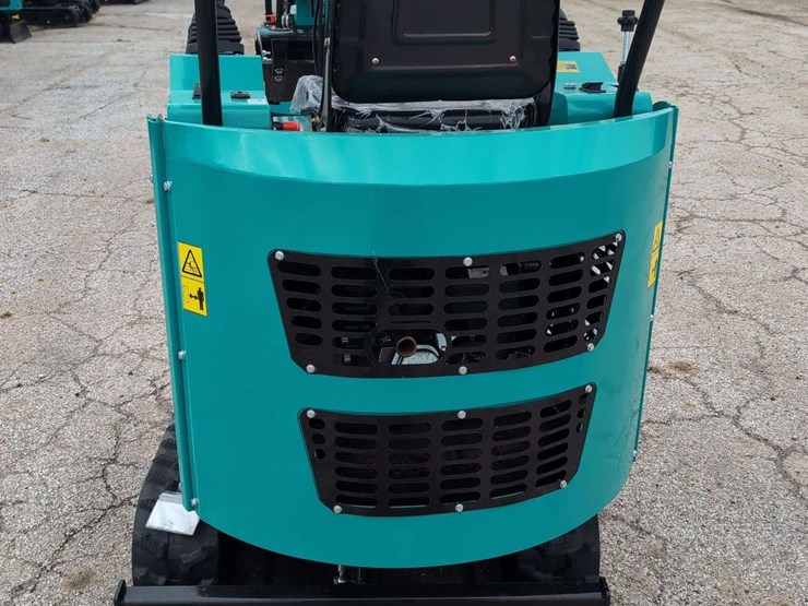 cfg-industrial-mini-excavator---h15r---green-image-6