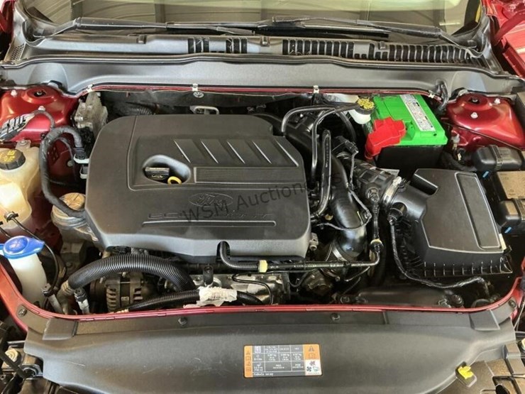 2016-ford-fusion-se-sdn-image-10