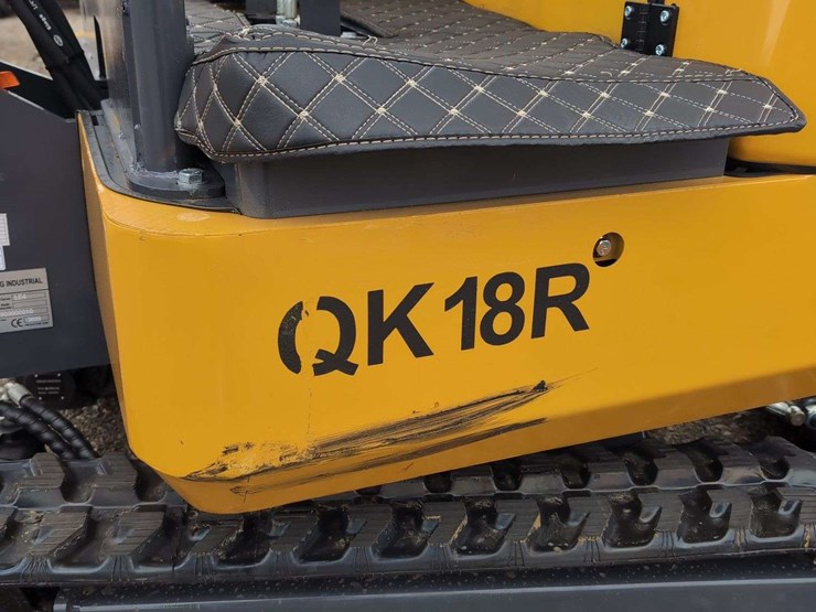 cfg-industrial-mini-excavator---qk18r---yellow-image-4