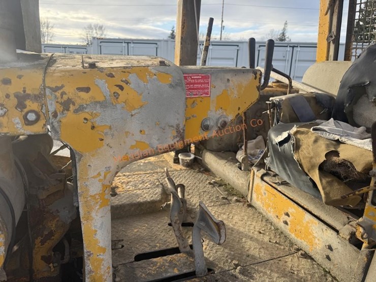 caterpillar-d7f-image-25