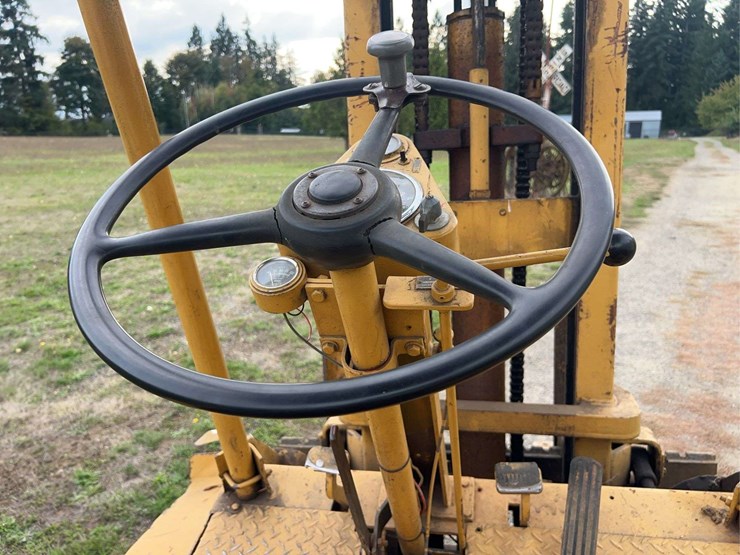 baker-forklift-image-39