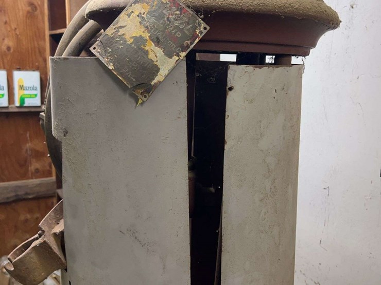 vizo-10-gallon-visable-gas-pump-image-6