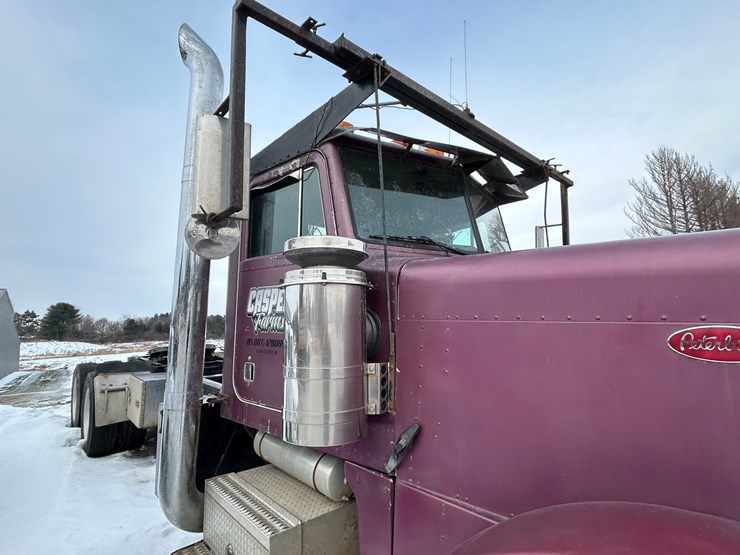 1994-peterbilt-379-image-14