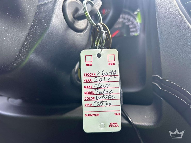 2016-chevrolet-tahoe-image-24