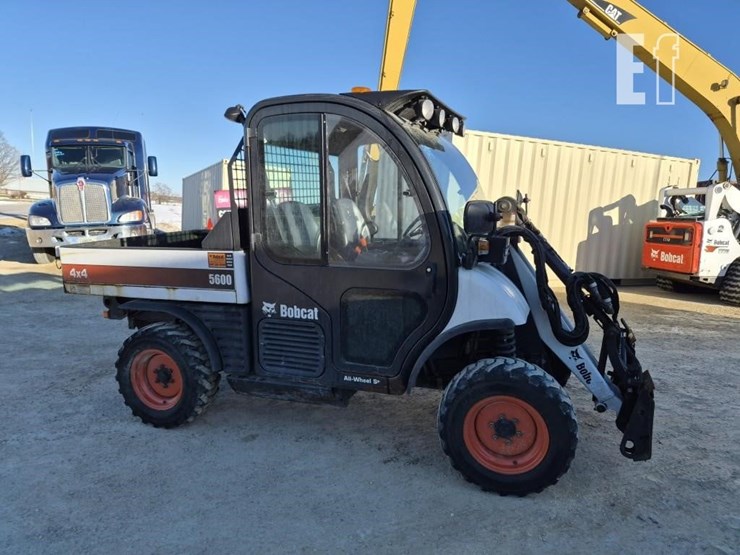 bobcat-toolcat-5600-image-5