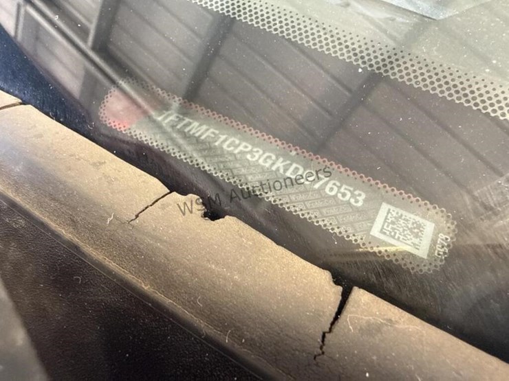 2016-ford-f150-image-14