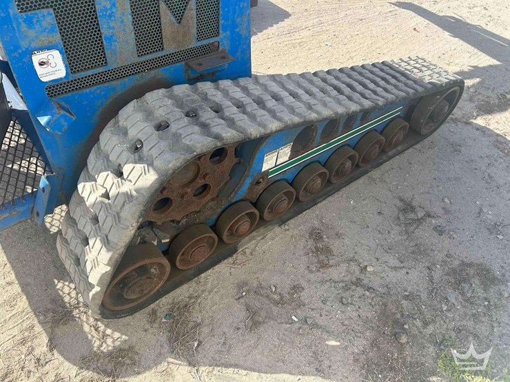 traxmax-kubota-stand-on-track-loader-skid-steer-image-14