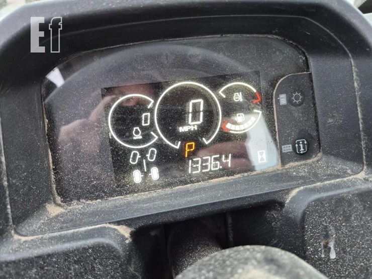 john-deere-gator-xuv-835m-image-11