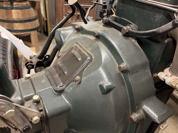 ford-engine-and-transmission-image-20