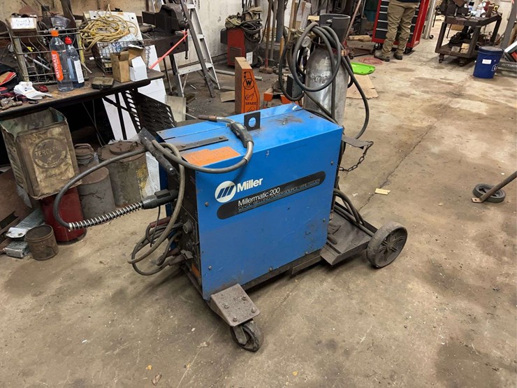 millermatic-200-mig-welder-image-1