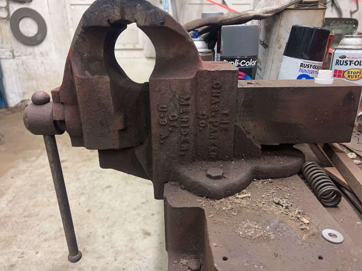 rolling-bench-with-contents-image-8