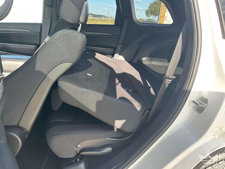 2019-jeep-grand-cherokee-image-17