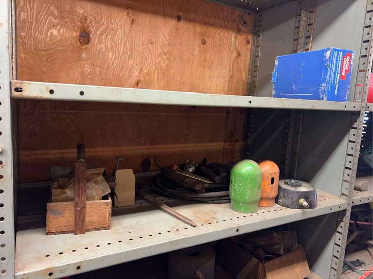 metal-shelving-image-16