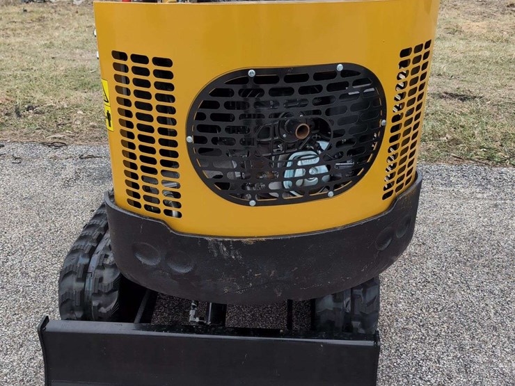 cfg-industrial-mini-excavator---h12r---yellow-image-4