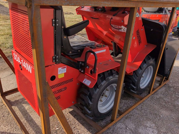 agt-gas-powered-mini-track-skid-steer-loader-sda-140w---red-image-8