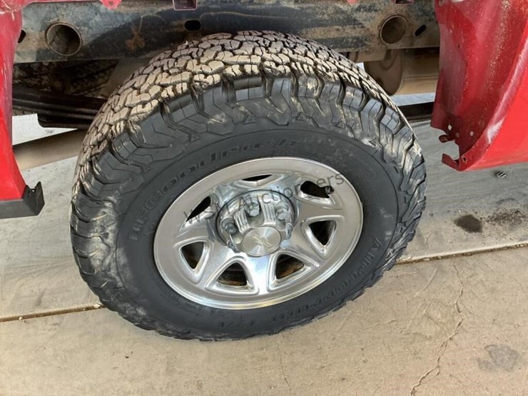 2015-chevrolet-silverado-1500-image-8