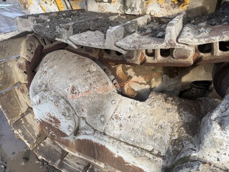 caterpillar-d7f-image-34