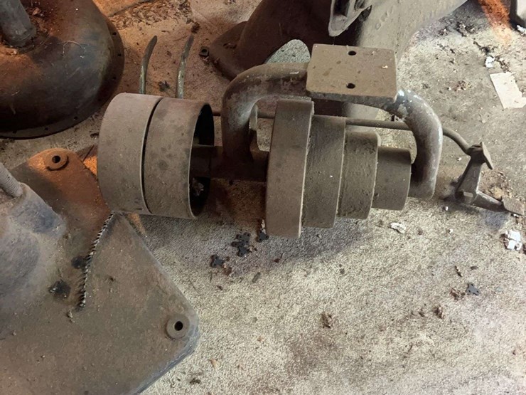 drill-presses,-wheel-stretcher,-grinder-image-10