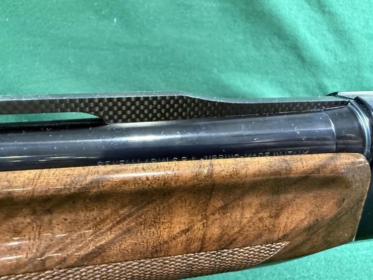benelli-ultra-light-12ga-shotgun-image-10
