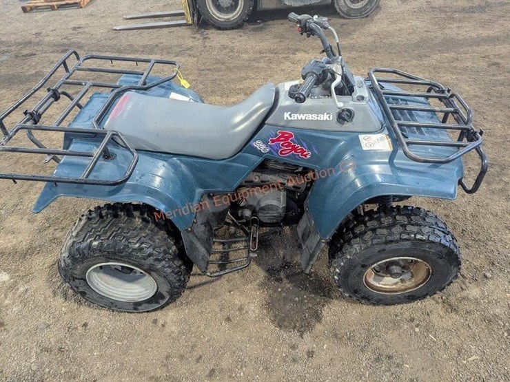 kawasaki-bayou-220-image-5