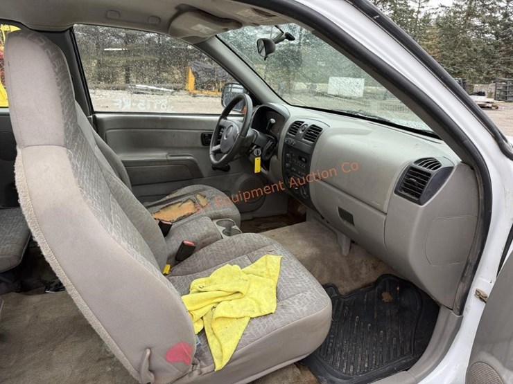 2004-chevrolet-colorado-image-21