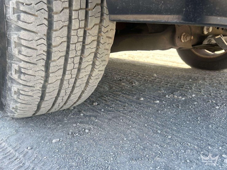 2011-ford-expedition-image-35