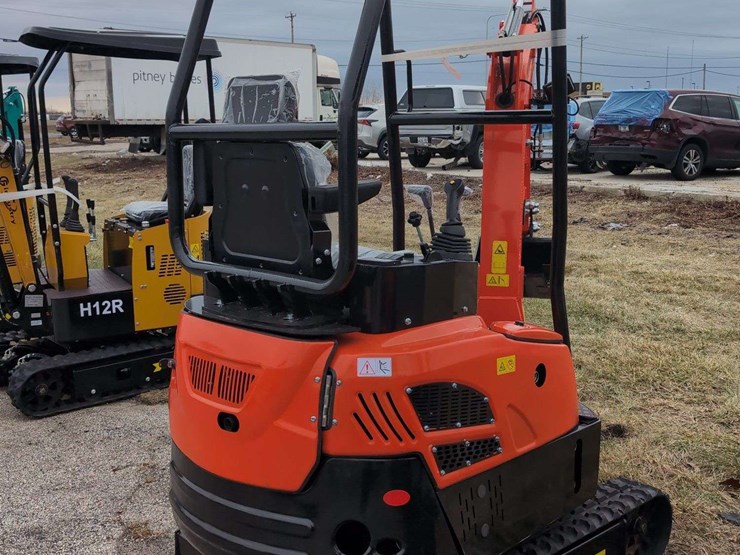 cfg-industrial-mini-excavator---nt20-cz---red-image-6