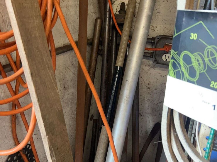 lincoln-arc-welder-and-welding-supplies-image-21