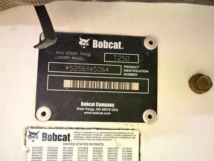 bobcat-t250-image-28