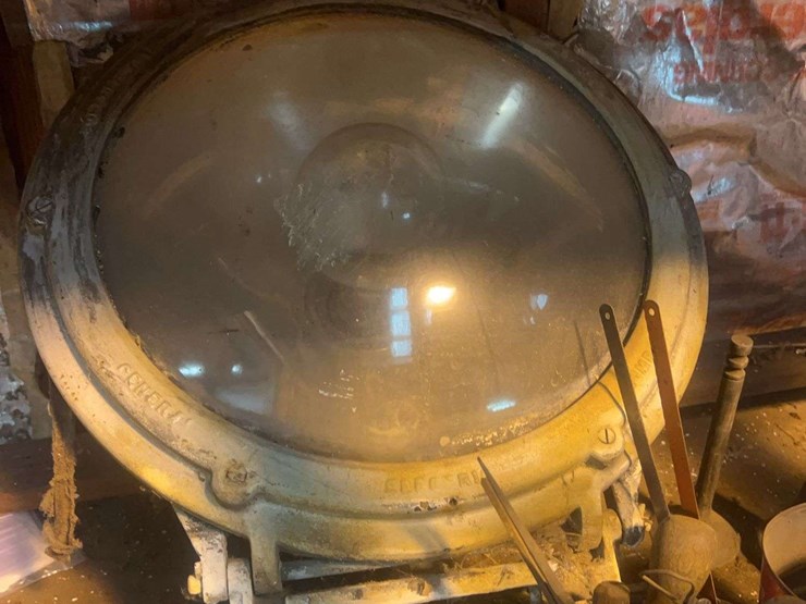 contents-of-wall-image-14