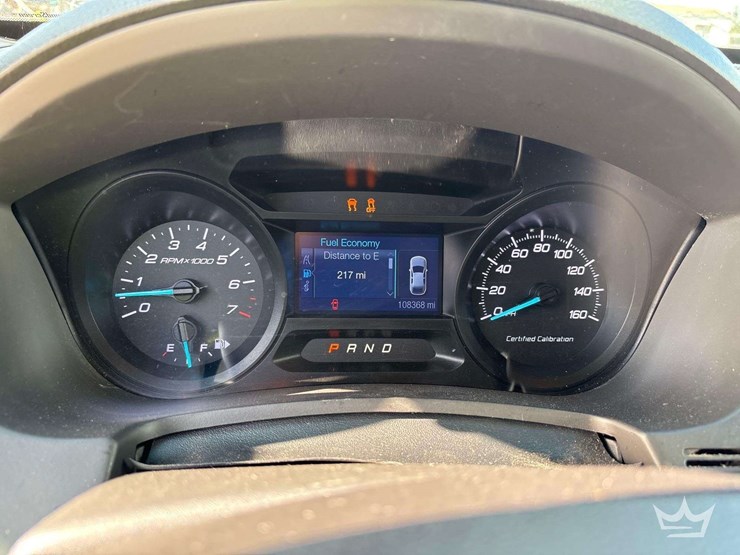 2015-ford-explorer-image-16