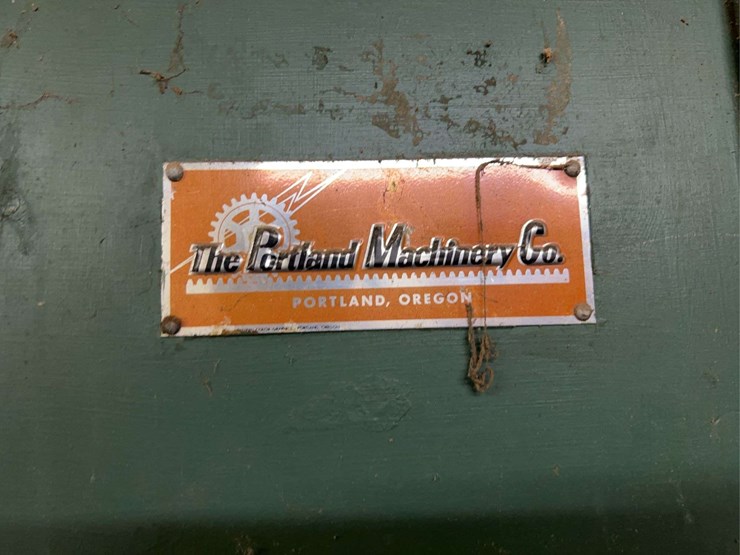 contents-of-wood-working-room-image-7