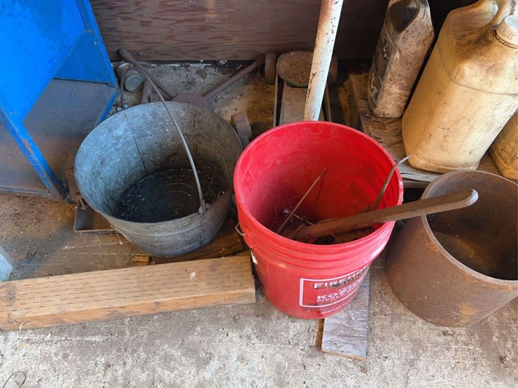 engines,-oil-jugs,-and-rope-image-29