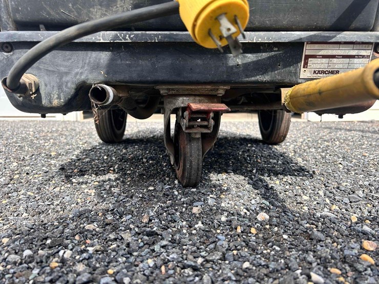 karcher-hds-890-3-phase-pressure-washer-image-10