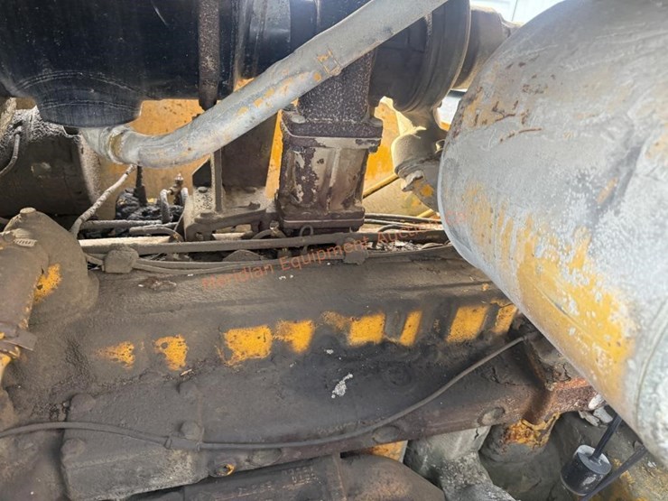 caterpillar-d7f-image-23