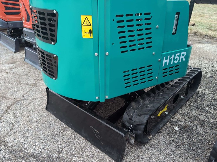 cfg-industrial-mini-excavator---h15r---green-image-6